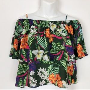 Everly // sz Small tropical Cold shoulder crop top